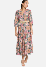 Blumenkleid Maxi mit Gürtel / Modellfoto Vorderseite
