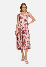Cocktailkleid mit Print / Modellfoto Vorderseite