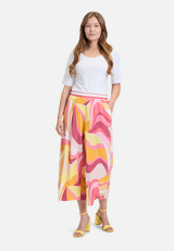 Culotte mit elastischem Bund / Modellfoto Vorderseite (Outfit)