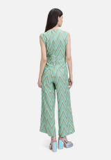 Jumpsuit mit Bindegürtel / Modellfoto Rückseite