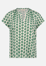 Blusenshirt mit Rüschen / Vorderseite