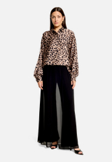 Hosenrock mit weitem Bein / Modellfoto Vorderseite (Outfit)