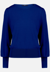 Feinstrickpullover  mit U-Boot Ausschnitt  / Vorderseite
