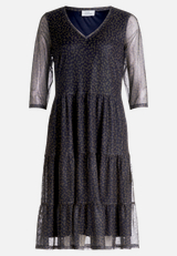 Stufenkleid mit Stufen / Vorderseite