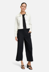 Jeansjacke langarm / Modellfoto Vorderseite (Outfit)