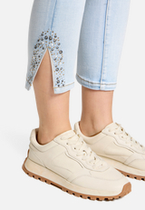 Basic-Jeans mit Waschung / Detailbild