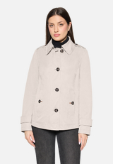 Sommerjacke mit Kragen / Modellfoto Vorderseite