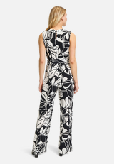 Jumpsuit mit Bindegürtel / Modellfoto Rückseite