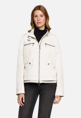 Sommerjacke mit Stehkragen / Modellfoto Vorderseite