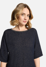 Strukturshirt mit Struktur / Detailbild