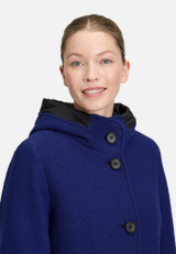 Wolljacke mit Kapuze / Detailbild