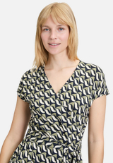 Jerseykleid mit V-Ausschnitt / Detailbild