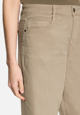 Used Look-Jeans mit Waschung / Detailbild