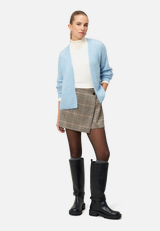 Cardigan offener Style / Modellfoto Vorderseite (Outfit)