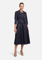Blazer-Jacke ohne Verschluss / Modellfoto Vorderseite (Outfit)
