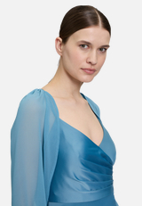 Bolero-Jacke mit gekräuseltem Ausschnitt / Detailbild