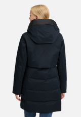 Wintermantel mit Kapuze / Modellfoto Rückseite