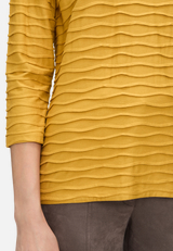 Basic Shirt mit Wellenstruktur / Detailbild