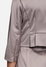 Bolero-Jacke mit Kellerfalten / Detailbild
