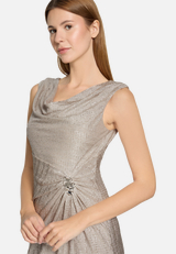 Abendkleid im Glitzer-Look / Detailbild