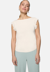 T-Shirt  Rüschen mit Perlen / Modellfoto Vorderseite