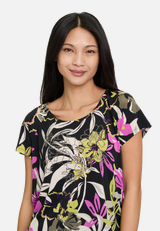 Printshirt mit Gummizug / Detailbild