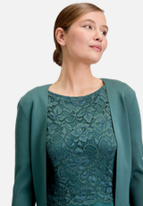 Strickbolero langarm / Modellfoto Rückseite