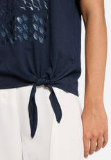 Basic Shirt mit Schleifenknoten / Detailbild