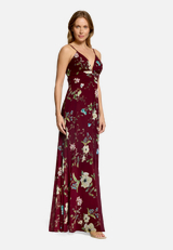 Abendkleid mit Muster / Modellfoto Vorderseite (Outfit)
