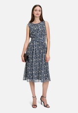 Chiffonkleid ohne Arm / Modellfoto Vorderseite