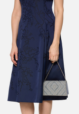 Clutch-Tasche im Glitzer-Look / Detailbild