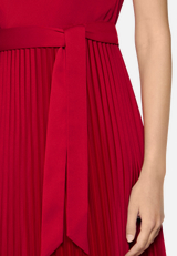 Cocktailkleid mit Plissee / Detailbild