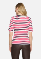 Basic Shirt mit Rippenstruktur / Modellfoto Rückseite