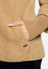 Kuscheljacke mit Rippbündchen / Detailbild