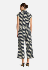 Jumpsuit mit Eingrifftaschen / Modellfoto Rückseite