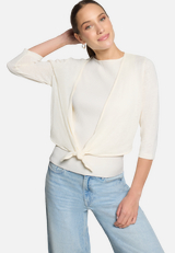Bolero 3/4 Arm zum Binden  / Modellfoto Vorderseite