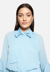 Chiffonbluse mit Volant / Detailbild