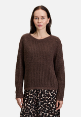 Grobstrick-Pullover mit Pailletten / Modellfoto Vorderseite