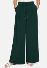 Stoffhose mit Bindegürtel 30 Inch / Modellfoto Vorderseite