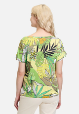 Casual-Shirt mit Raffung / Modellfoto Rückseite