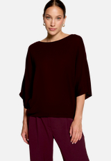 Pullover  mit Fledermausärmeln / Modellfoto Vorderseite