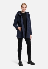 Wolljacke mit Kapuze / Modellfoto Vorderseite (Outfit)