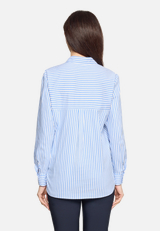 Hemdbluse mit Kragen / Modellfoto Rückseite