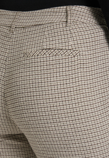 Stoffhose mit Bügelfalte / Detailbild