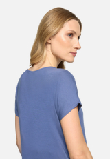 Casual-Shirt mit V-Ausschnitt / Detailbild