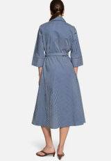 Hemdblusenkleid mit 3/4 Arm / Modellfoto Rückseite