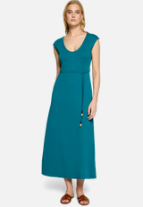 Jerseykleid  Maxi mit Bindegürtel / Modellfoto Vorderseite
