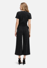 Jumpsuit mit Eingrifftaschen / Modellfoto Rückseite