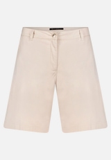 Sommerhose mit Eingrifftaschen / Vorderseite