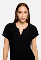 Basic Shirt mit V-Ausschnitt / Detailbild